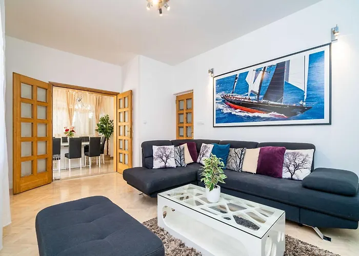 King - Four Bedroom House With Terrace Feriehus Dubrovnik