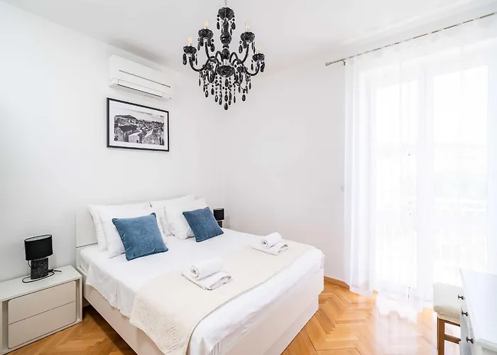 King - Four Bedroom House With Terrace Dubrovnik