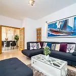 King - Four Bedroom House With Terrace 度假居 杜布罗夫尼克
